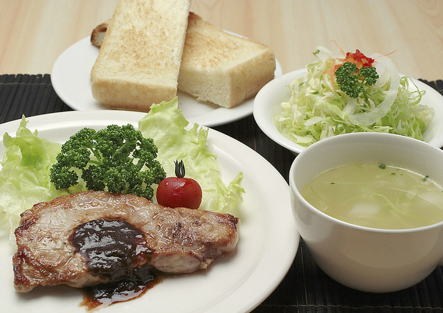 夜来香 イエライシャン 花巻 餃子 食べログ 夜来香 イエライシャン 花巻 餃子 食べログ