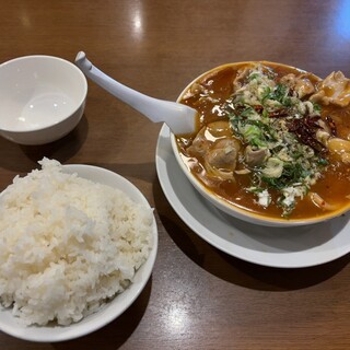 成龍萬寿山上海ラーメン_1