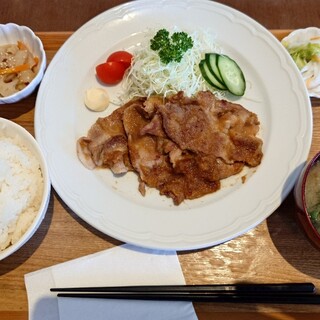 ダイニングカフェ・スローライフ_0