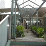 PATISSERIE TOOTH TOOTH　サロン・ド・テラス 旧居留地38番館店 - 外観