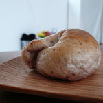 ameen’s oven - 苺ベーグル