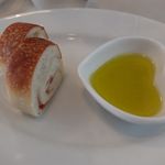 Felicita Pizzeria Trattoria - 2015年5月　パンのおかわり