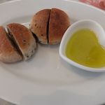 Felicita Pizzeria Trattoria - 2015年5月　パン