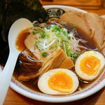 名嘉の中華そば店 - 濃口醤油ラーメン+全部のせ 