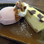 アプランティ - ホワイトショコラチーズケーキ＋いちごアイス