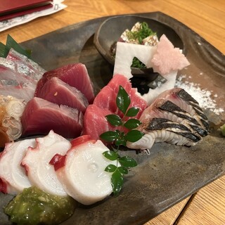 夜ノ焼魚 ちょーちょむすび_0