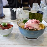 中華そば 四つ葉 - 