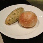 星のや竹富島 ダイニング - アーサー・ローズマリーのパン