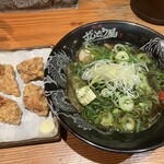 ずんどう屋 - 料理写真:淡麗とんこつ醤油ねぎ、唐揚げ並