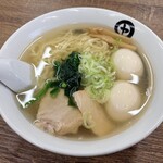 伊藤商店 - 料理写真:金の煮卵中華そば+煮卵