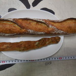 ジャン・フランソワ - 下　枝豆とベーコンのパン　￥302-