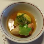 柿安 - [蓋物]加茂茄子の吉野煮・帆立・才巻えび・九条葱・一味唐辛子