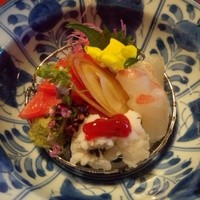 柿安 料亭本店 - [向附]天草・鱧牡丹造り・鮪・打ち茗荷