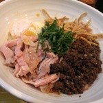 麺哲支店 麺野郎 - 芝麻辣まぜ麺(2015/6)