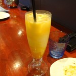 タンドールバル カマルプール - マンゴーラッシー