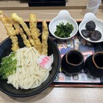 資さんうどん - 料理写真: