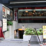 峰安閣 - お店は、中２階みたいな感じのところに見えます