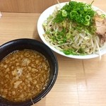 ラーメン荘　歴史を刻め - つけ麺350g(ニンニク無、ヤサイ普通、アブラ普通)