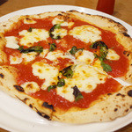 Pizzeria Grande Babbo - マルゲリータ(1280円)