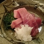 鶴に橘 - 本鮪の中トロ 魯山人の食べ方で