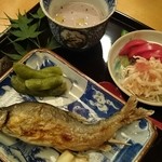 鶴に橘 - 御膳 琵琶湖の鮎とじゃがいもと酒粕のすり流しなど