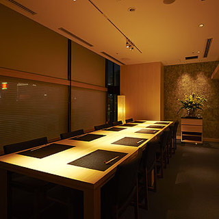 テーブル個室席：6～10名様
                                  