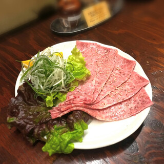 炭火焼肉と韓国料理の店 きむらや_0