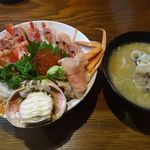 漁場 傳兵 - 海鮮丼