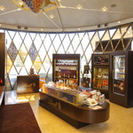 Lindt Chocolat Boutique & Cafe Karuizawa Purinsushoppingupurazaten - 軽井沢プリンスショッピングプラザ店 内観③