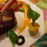 モナリザ - 【夏の園遊会（笑）】国産牛ロース肉のロースト　ニース風野菜添え