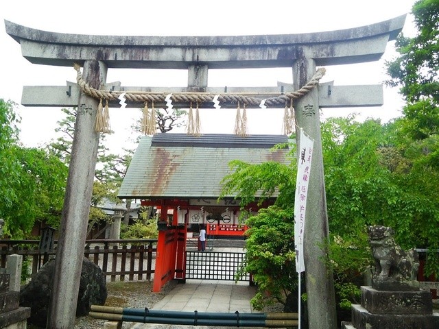 嵯峨野コロッケ - 车折神社