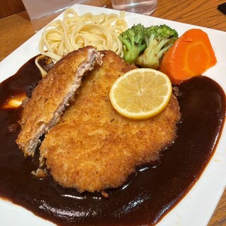 洋食亭ブラームス_0