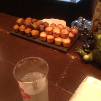 エチョラ - カウンター席に置かれてたマドレーヌたち