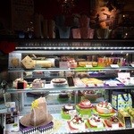 ルシェルシュ 本店 - ショーケース。