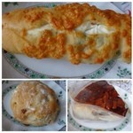 ドンク - 上:枝豆チーズステック(195円）・・生地のきめが粗いですね。
左下：玉ねぎパン(206円）・・玉ねぎパン好きなのです。
右下：フロマージュパン（216円）