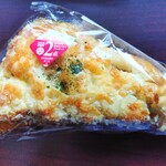デイリーヤマザキ - 料理写真:クリームコロッケパン