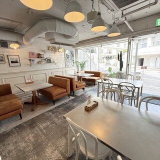 HOTEL EMANON_1