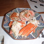 料亭　新保 - コウバコ蟹はメスのカニで内子と外子がついてます！