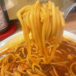 太陽のトマト麺_1