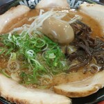 長浜らーめん - 料理写真:こくうまらーめん(チャーシュートッピング) 2026.10.04