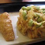 Marugame Seimen - いなり・枝豆かきあげ