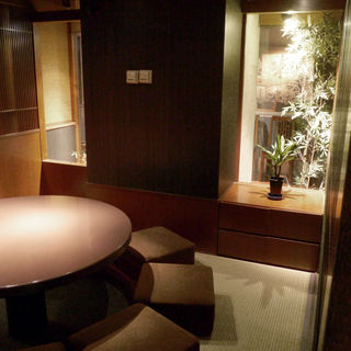 Modern space for adults ◇Private rooms of various sizes, including tatami rooms and horigotatsu