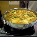 たつ屋 - ホルモン鍋