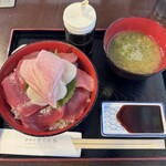 海鮮丼 まぐろ家 - 