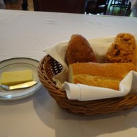 ウルフギャング・ステーキハウス 六本木 - パン