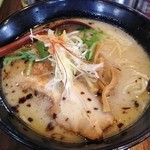 麺場 風雷房 - 濃厚しおらーめん(810円)