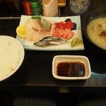 三ツ輪食堂 - お造り定食