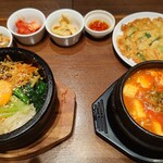 韓国家庭料理 チェゴヤ - 料理写真:石焼ビビンバ(野菜)+スンドゥブセット