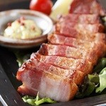 Thick-sliced grilled Agu bacon