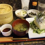 鎌倉和食ダイニング ヴァカンス - 特別ランチ、通常は冷奴ではなくてご飯です^^